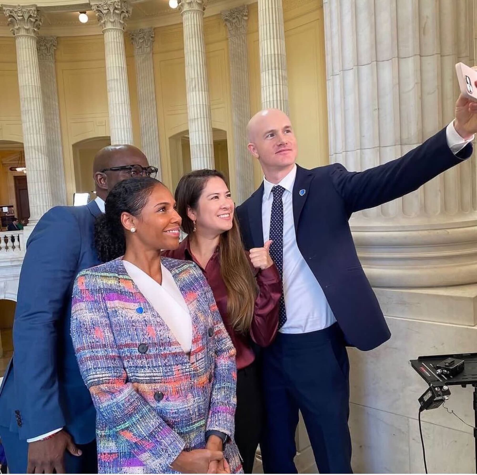 Lisa Francoeur with Coinbase CEO Brian Armstrong at the U.S. Capitol